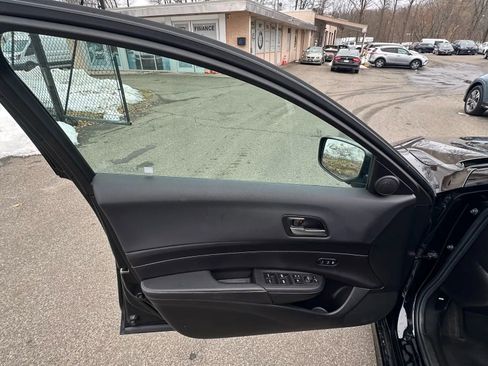 Used 2020 Acura ILX image 22