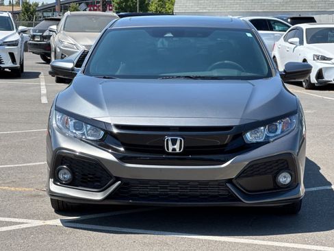 Used 2019 Honda Civic EX image 10