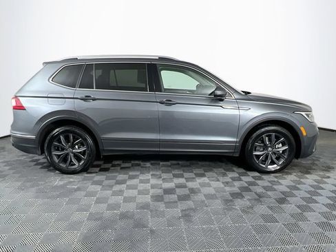 Used 2023 Volkswagen Tiguan SE AWD/4WD image 7