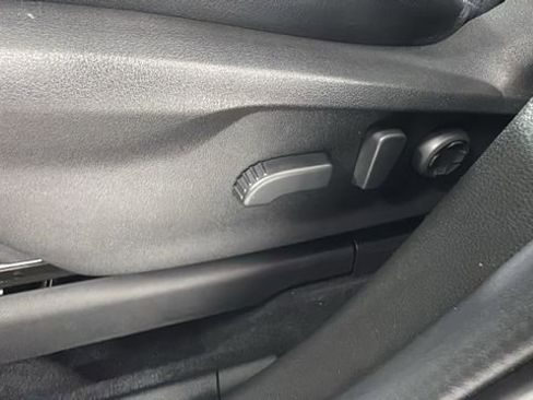 Certified 2023 Subaru Ascent Limited image 13