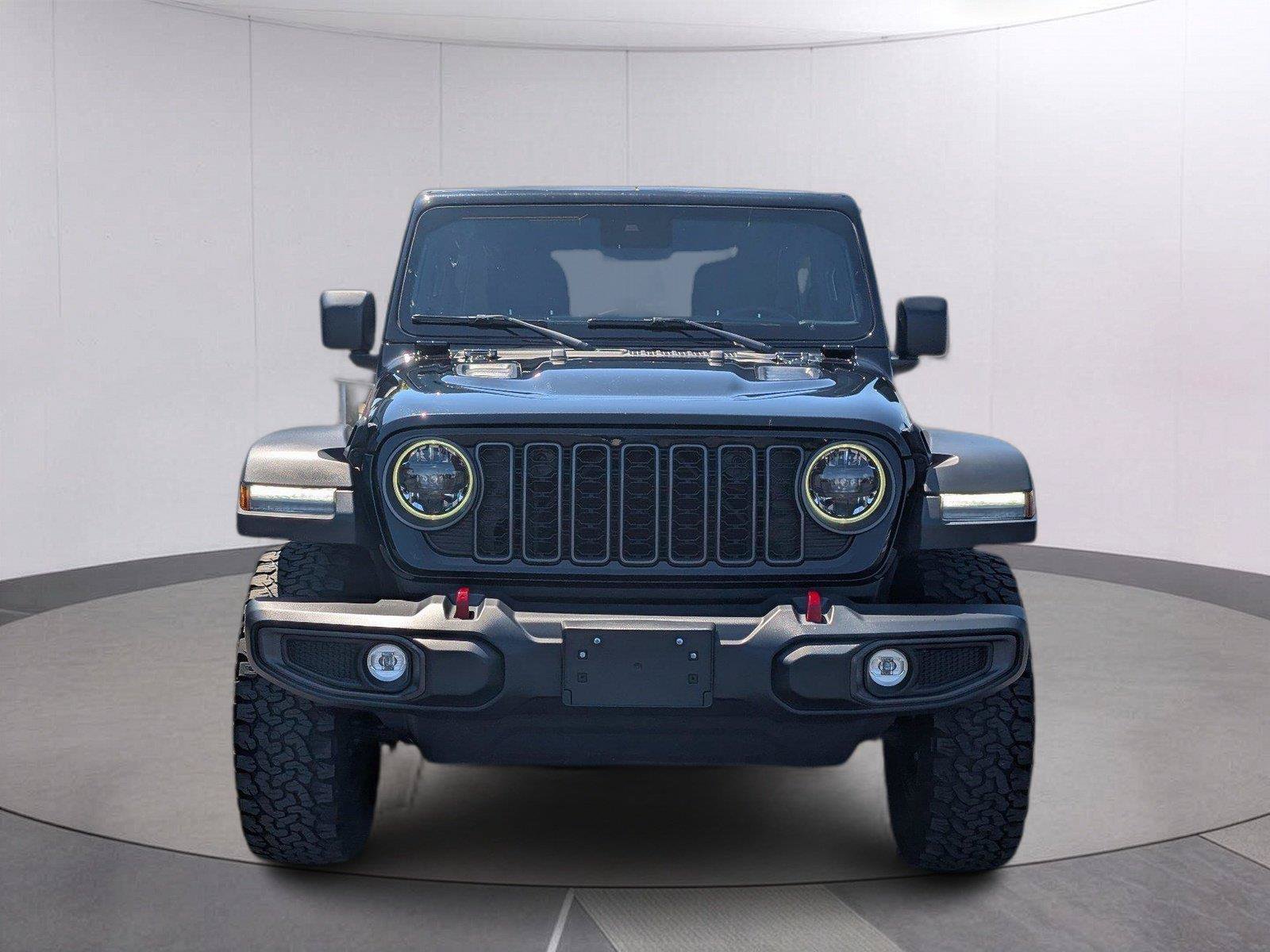 Used 2025 Jeep Wrangler Unlimited Rubicon AWD/4WD image 10