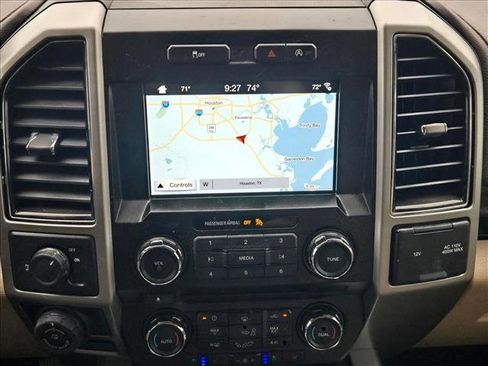 Used 2018 Ford F150 Lariat RWD image 13
