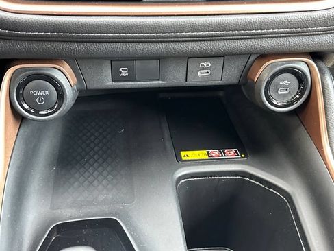 Used 2024 Toyota Grand Highlander AWD Hybrid image 27