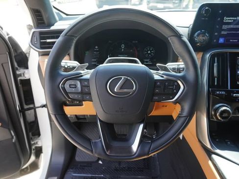 Used 2025 Lexus LX 700h Luxury w/ Appearance Package AWD/4WD image 28