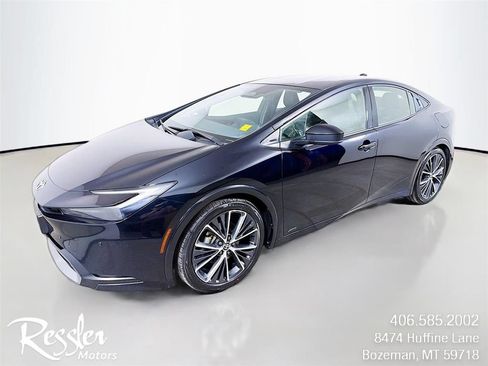 Used 2023 Toyota Prius XLE AWD/4WD image 1