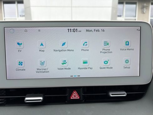 Used 2023 Hyundai Ioniq 5 Limited image 19