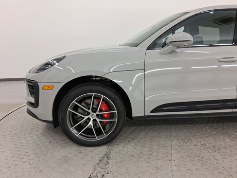 New 2026 Porsche Macan S image 22