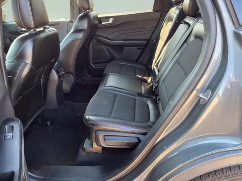 Used 2024 Ford Escape ST-Line image 24