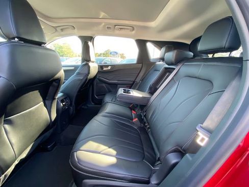 New 2025 Ford Escape SE w/ PHEV Premium Package image 28