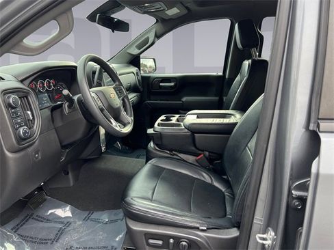Used 2022 Chevrolet Silverado 1500 Custom w/ Safety Confidence Package image 10