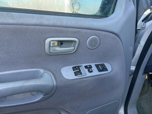 Used 2000 Toyota Tundra SR5 image 23