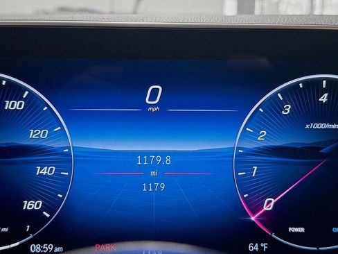 Used 2026 Mercedes-Benz GLC 300 4MATIC image 31