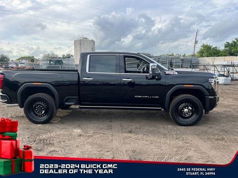 New 2026 GMC Sierra 2500 Denali w/ Denali Reserve Package image 8