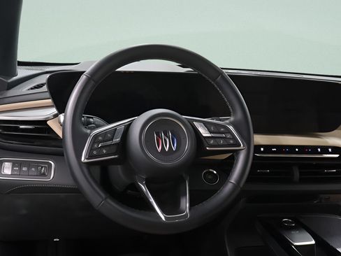 Used 2026 Buick Enclave Preferred FWD image 9