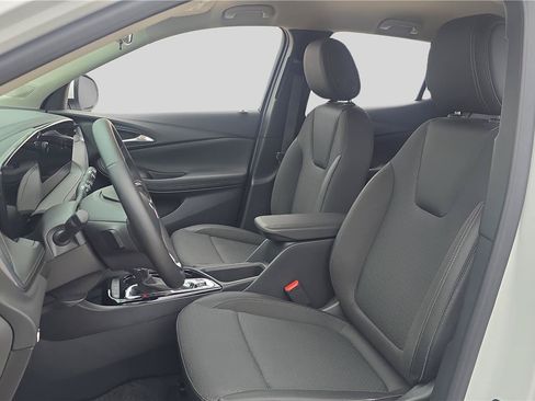 Used 2024 Buick Encore GX Preferred FWD image 11