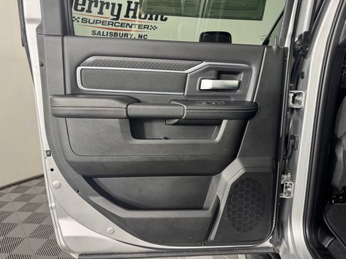 Used 2026 RAM 2500 Big Horn AWD/4WD image 27
