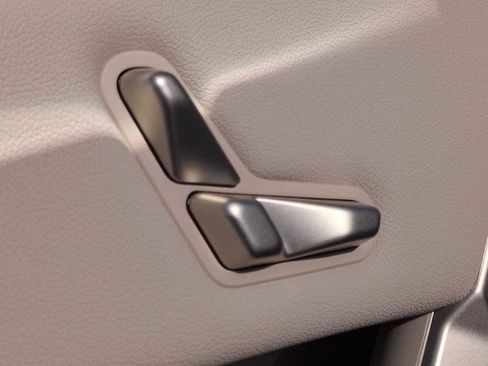 New 2026 BMW iX xDrive45 image 17