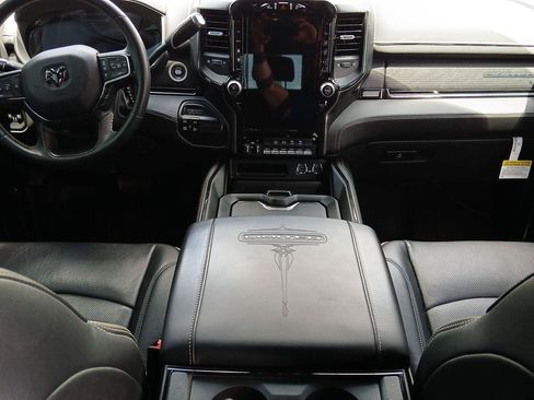 Used 2024 RAM 2500 Limited AWD/4WD image 19
