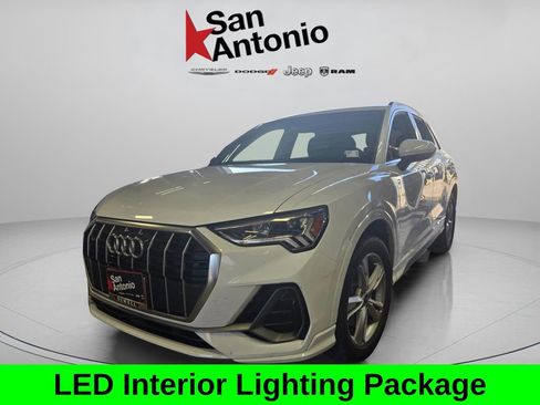 Used 2022 Audi Q3 2.0T Premium Plus image 3
