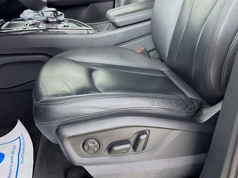 Used 2018 Audi Q7 3.0T Premium Plus image 24