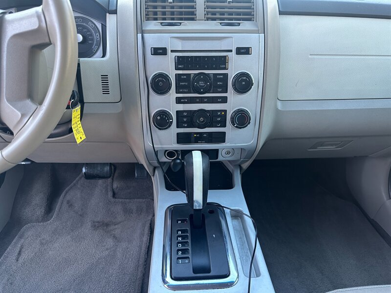 Used 2008 Mercury Mariner 4WD V6 image 19