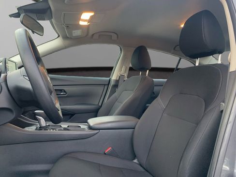 Certified 2025 Nissan Sentra S image 9