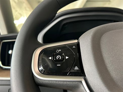 New 2026 Volvo XC60 B5 Plus w/ Protection Package Premier image 13