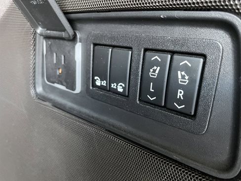 Used 2021 Cadillac Escalade ESV Sport w/ Driver Assist Tech Package image 51