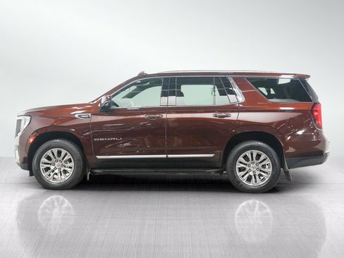 Used 2023 GMC Yukon Denali AWD/4WD image 2