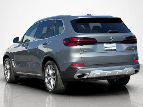 Used 2024 BMW X5 xDrive40i w/ Parking Assistance Package AWD/4WD image 3