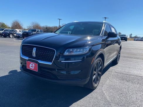 Used 2021 Lincoln Nautilus Reserve w/ Monochromatic Package FWD image 3
