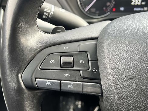 Used 2023 Cadillac XT4 Premium Luxury AWD/4WD image 22