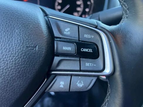 Used 2019 Honda Accord Touring image 43