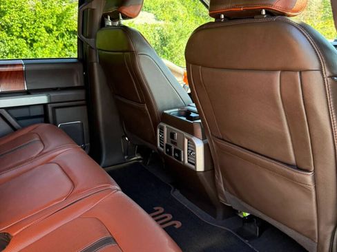 Used 2020 Ford F150 King Ranch w/ Equipment Group 601A Luxury AWD/4WD image 20