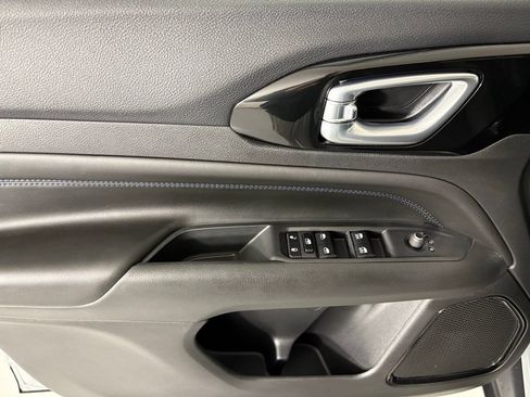 New 2026 Jeep Compass Latitude AWD/4WD image 14