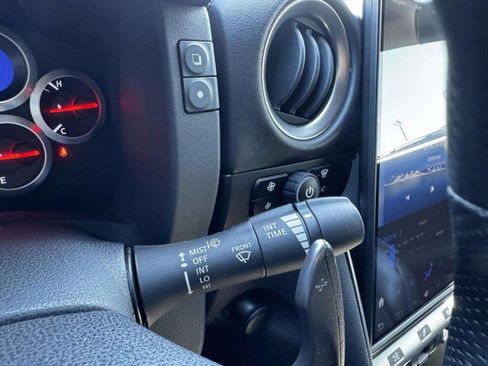 Used 2009 Nissan GT-R Premium image 27