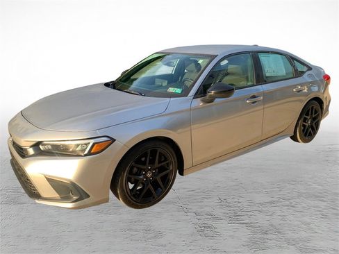 Used 2023 Honda Civic Sport image 6