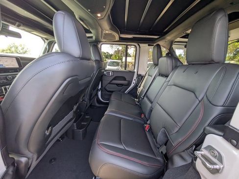 New 2026 Jeep Wrangler Unlimited Rubicon image 12