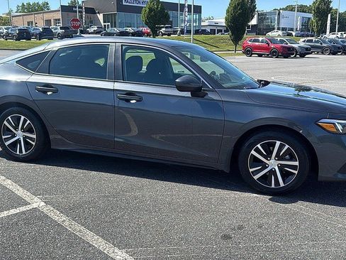 Used 2023 Honda Civic LX image 3