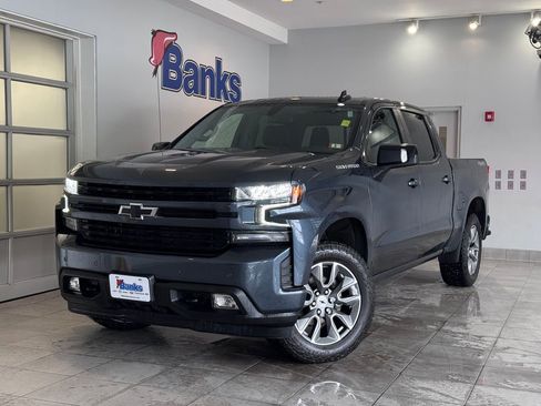 Used 2021 Chevrolet Silverado 1500 RST w/ Convenience Package II image 2