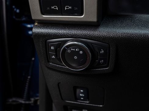 Used 2017 Ford F350 Lariat w/ Lariat Value Package image 22