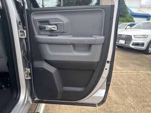 Used 2018 RAM 1500 Big Horn image 18