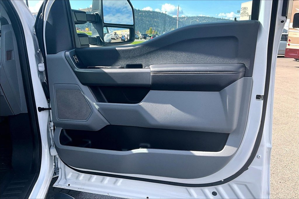Used 2025 Ford F350 XLT AWD/4WD image 24