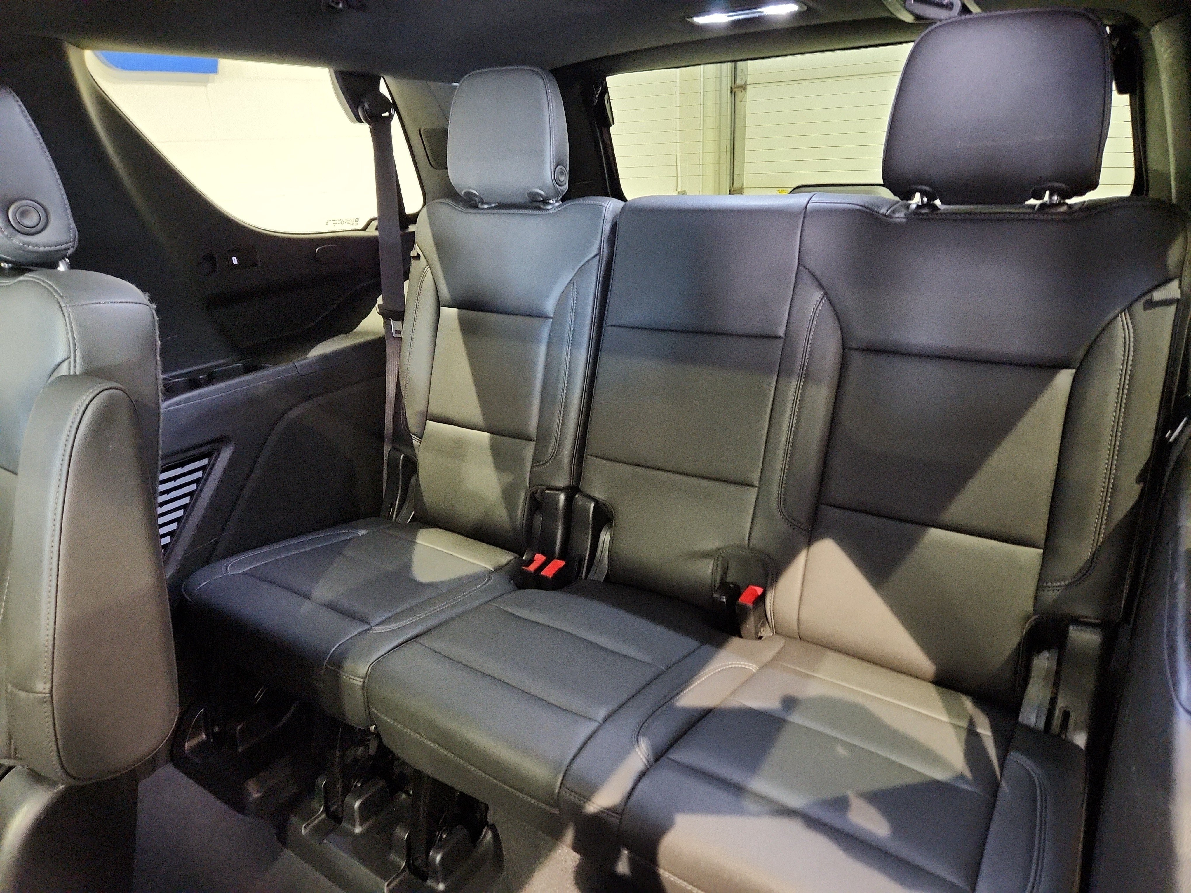Used 2023 Chevrolet Tahoe LT w/ Luxury Package AWD/4WD image 22