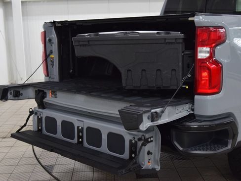 Used 2024 Chevrolet Silverado 1500 ZR2 w/ Technology Package AWD/4WD image 28