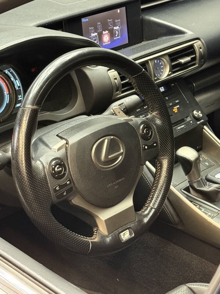 Used 2016 Lexus IS 200t w/ F Sport Package RWD image 22