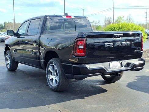 New 2026 RAM 1500 Express image 4