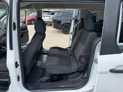 Used 2016 Ford Transit Connect XL image 27