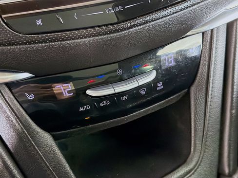 Used 2017 Cadillac XT5 Luxury AWD/4WD image 19