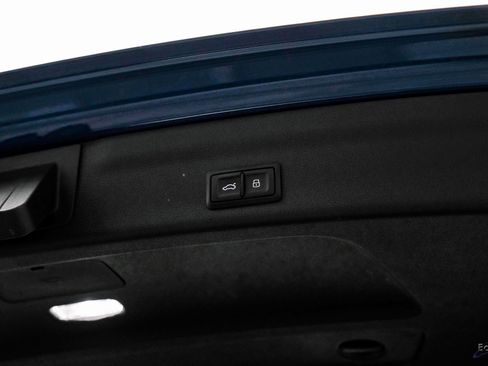 Used 2025 Audi RS 6 performance image 99